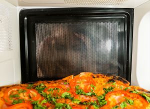 Why You Should Never Microwave Your Food