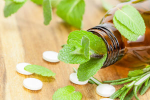 herbs-in-bottle-with-supplements